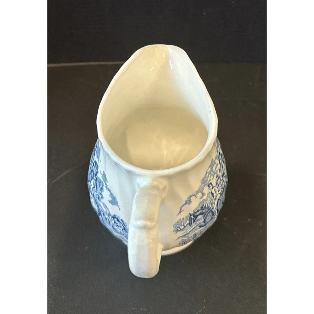 The Georgian Collection Churchill Blue Horse Riding Creamer England Equestrian‎